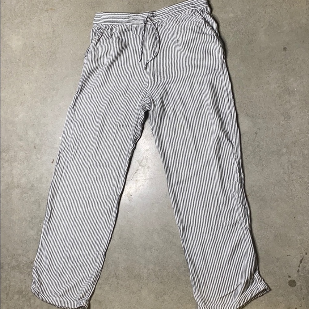 H&M | mid rise beach pants